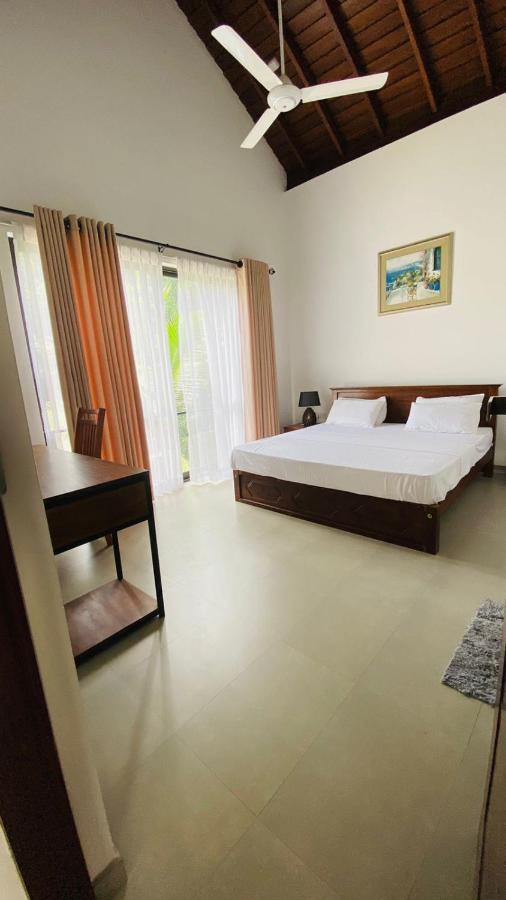 Travel Inn Deluxe Anniewatta Kandy Exteriér fotografie